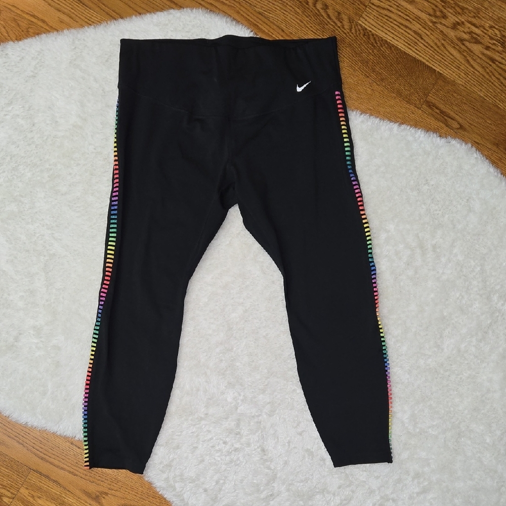 Nike Black/Multicolor Athletic Leggings, Womens 1X